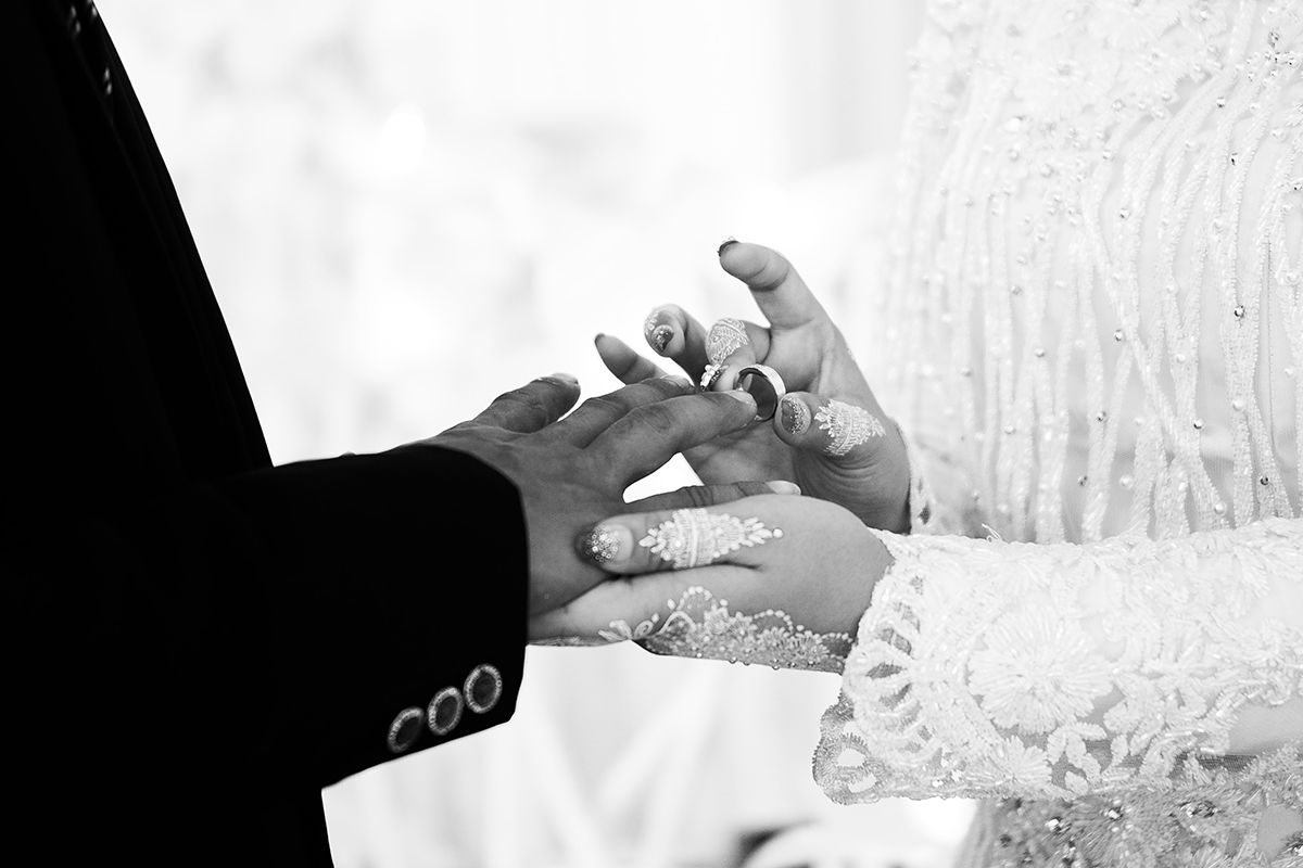 black and white wedding photos contrast