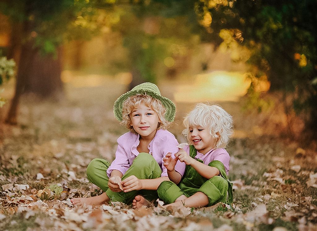 outfits sibling photo ideas