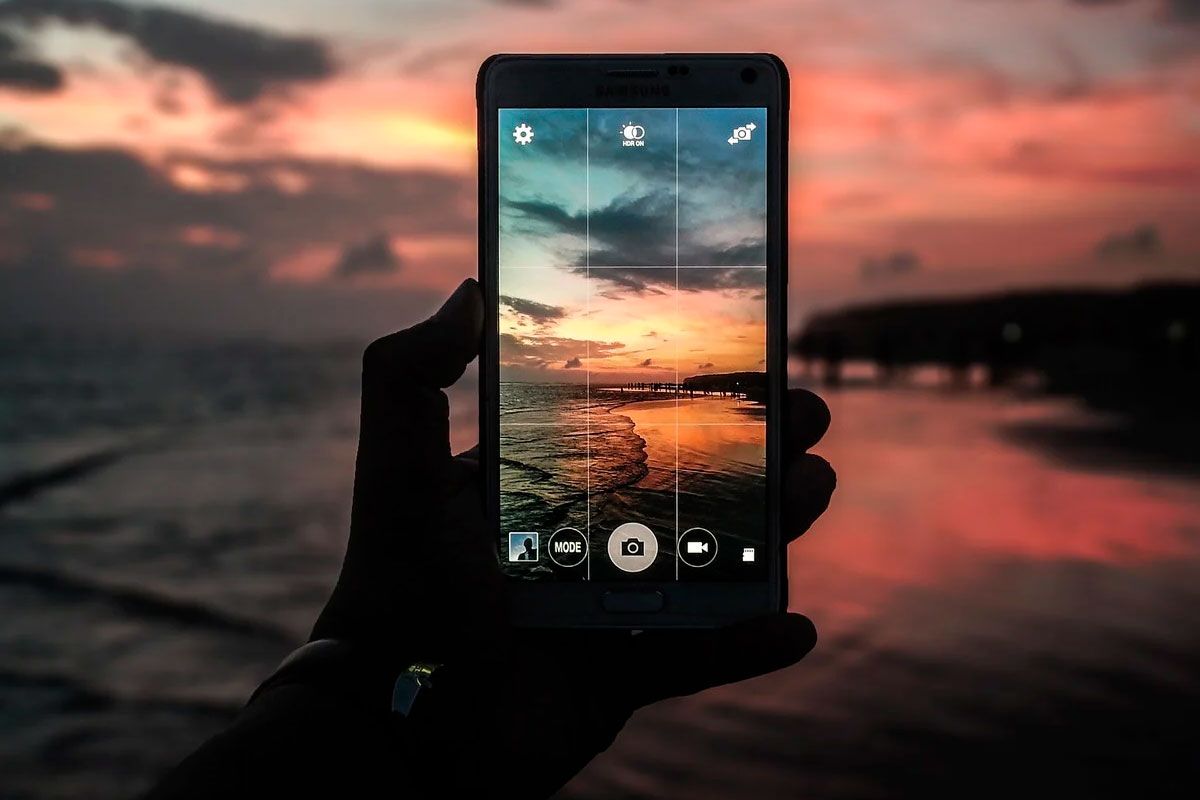 travel photography and rule of thirds on smartphone